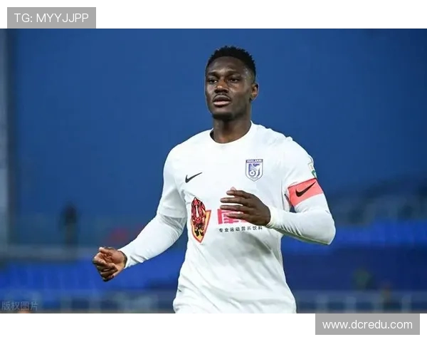 马莱莱：队长袖标是责任与荣耀的象征，将率大连英博全力争胜(2)